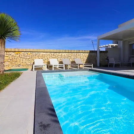 Ginevra Luxury אוטרנטו